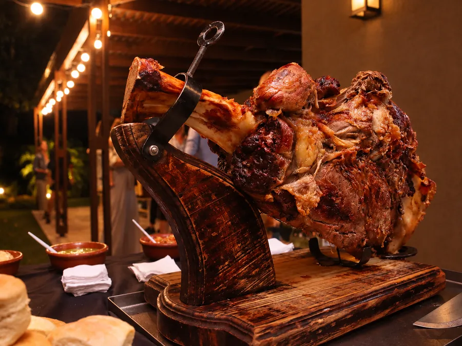 pernil de ternera a domicilio para 35 a 40 invitados